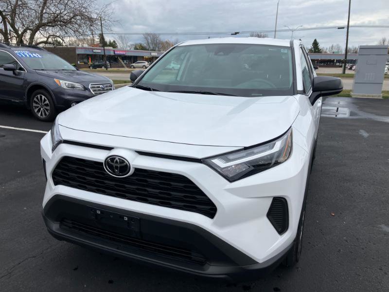 Used 2024 Toyota RAV4 LE image 1