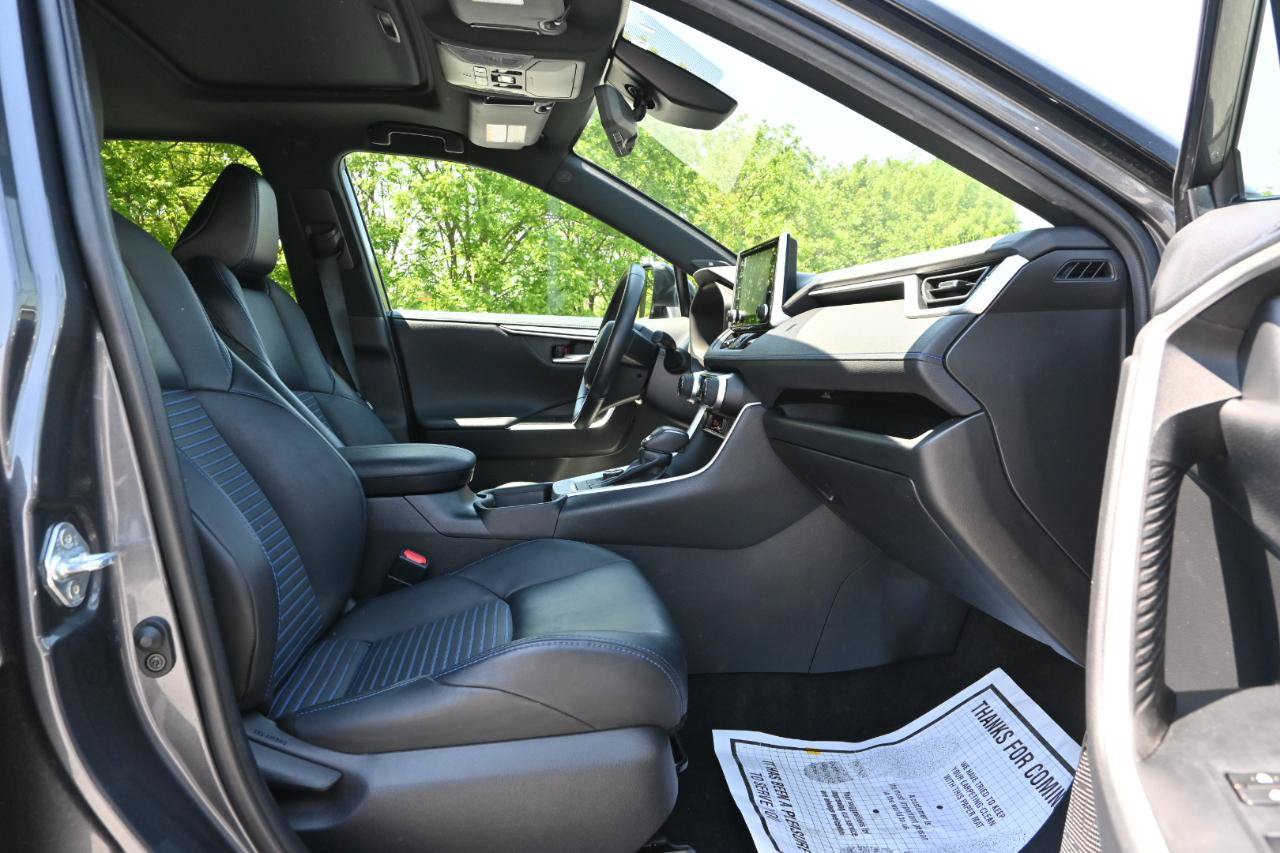 Used 2021 Toyota RAV4 XSE AWD/4WD image 36