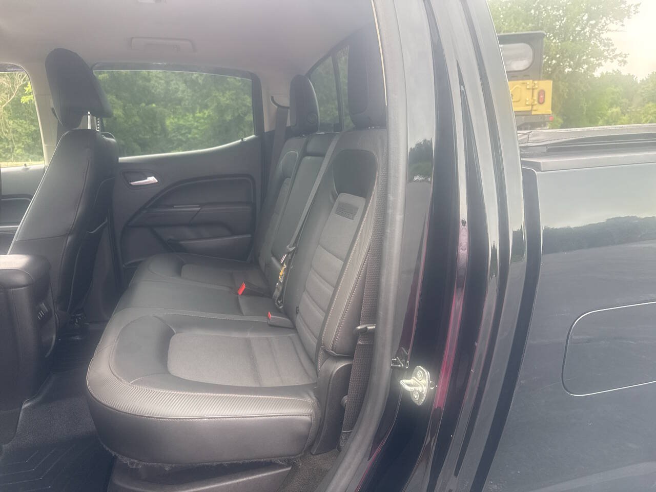 Used 2017 GMC Canyon SLE w/ All Terrain X Package AWD/4WD image 28