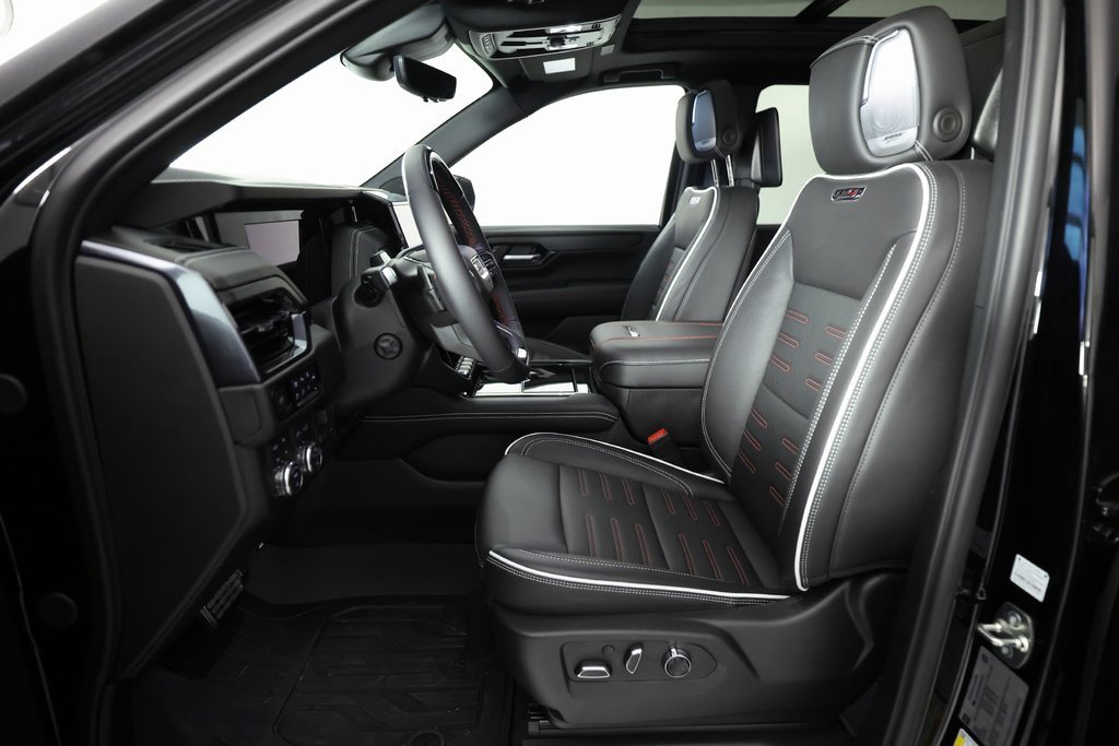 Used 2025 GMC Yukon AT4 Ultimate w/ LPO, Illumination Package image 20