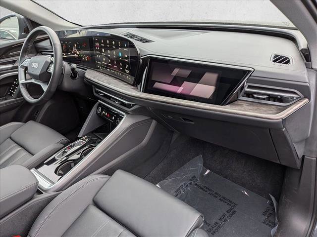 Certified 2025 Audi Q5 Prestige image 25