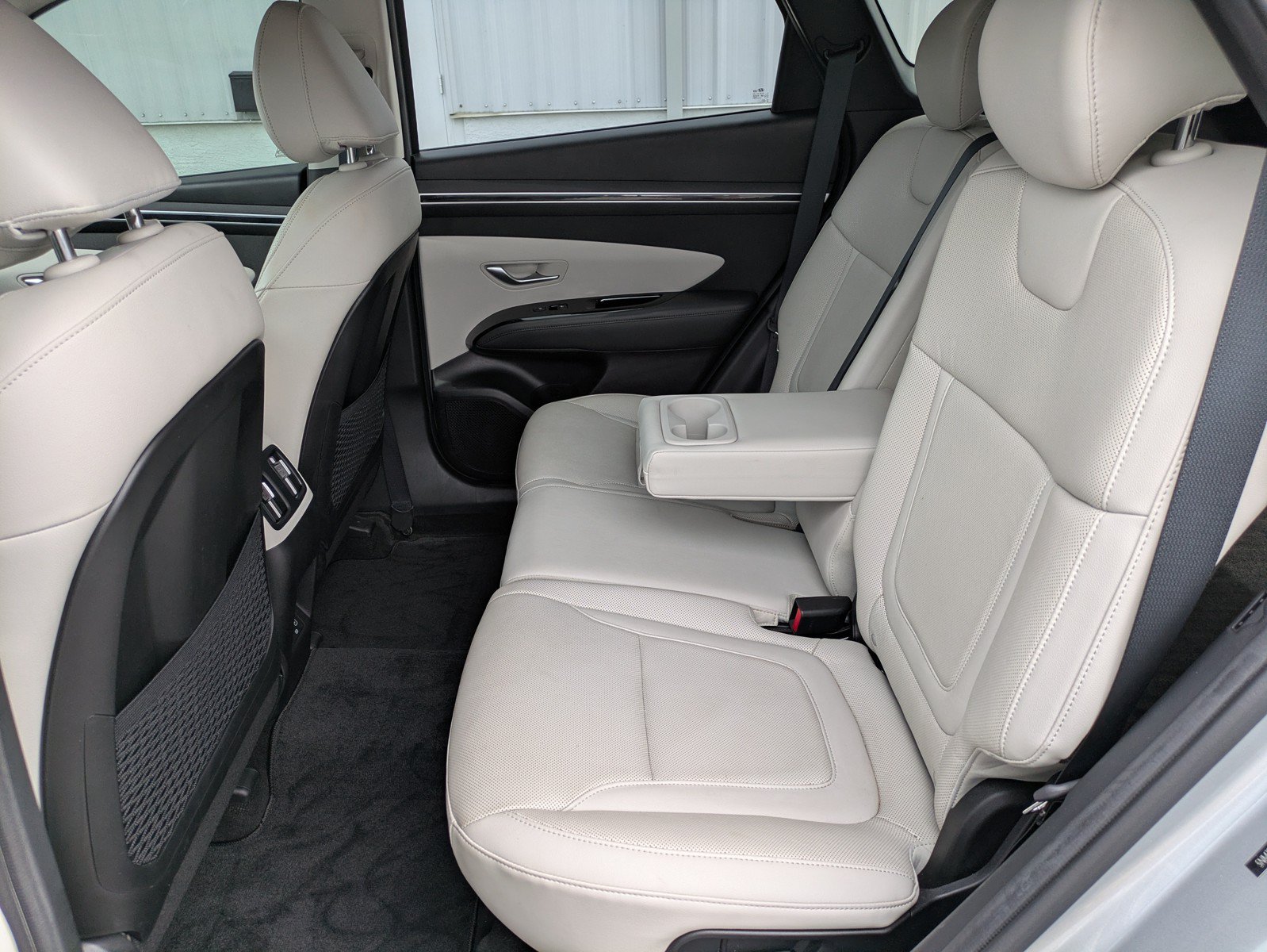 Used 2023 Hyundai Tucson Limited AWD/4WD image 12
