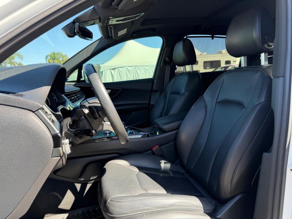 Used 2019 Audi Q7 3.0T Prestige AWD/4WD image 18