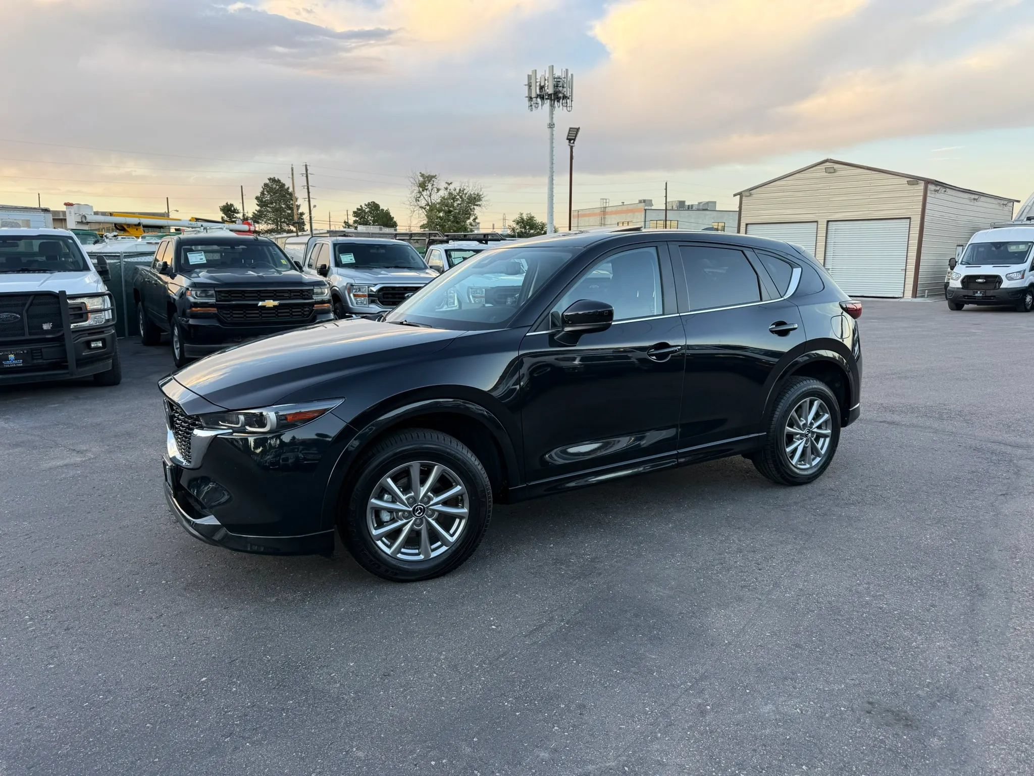 Used 2025 MAZDA CX-5 AWD 2.5 S w/ Preferred Package image 2