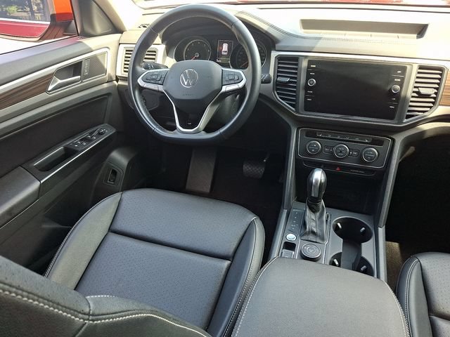 Certified 2021 Volkswagen Atlas SE w/ Towing Package AWD/4WD image 14