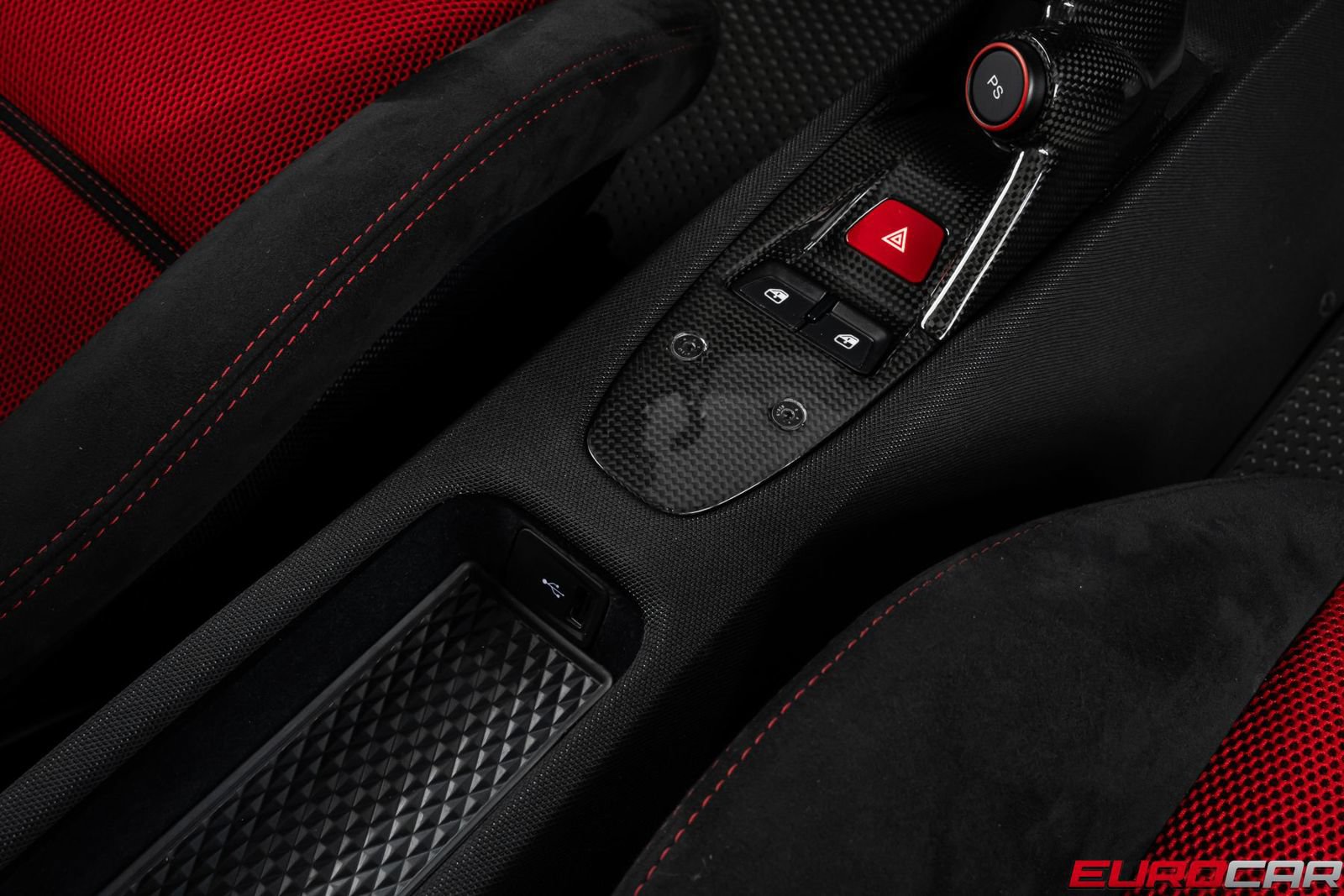 Used 2015 Ferrari 458 Speciale Coupe RWD image 41