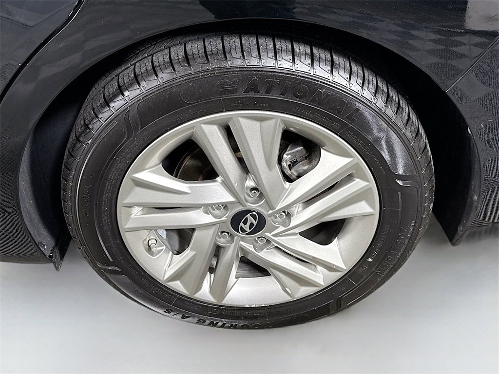 Used 2019 Hyundai Elantra Value Edition image 33