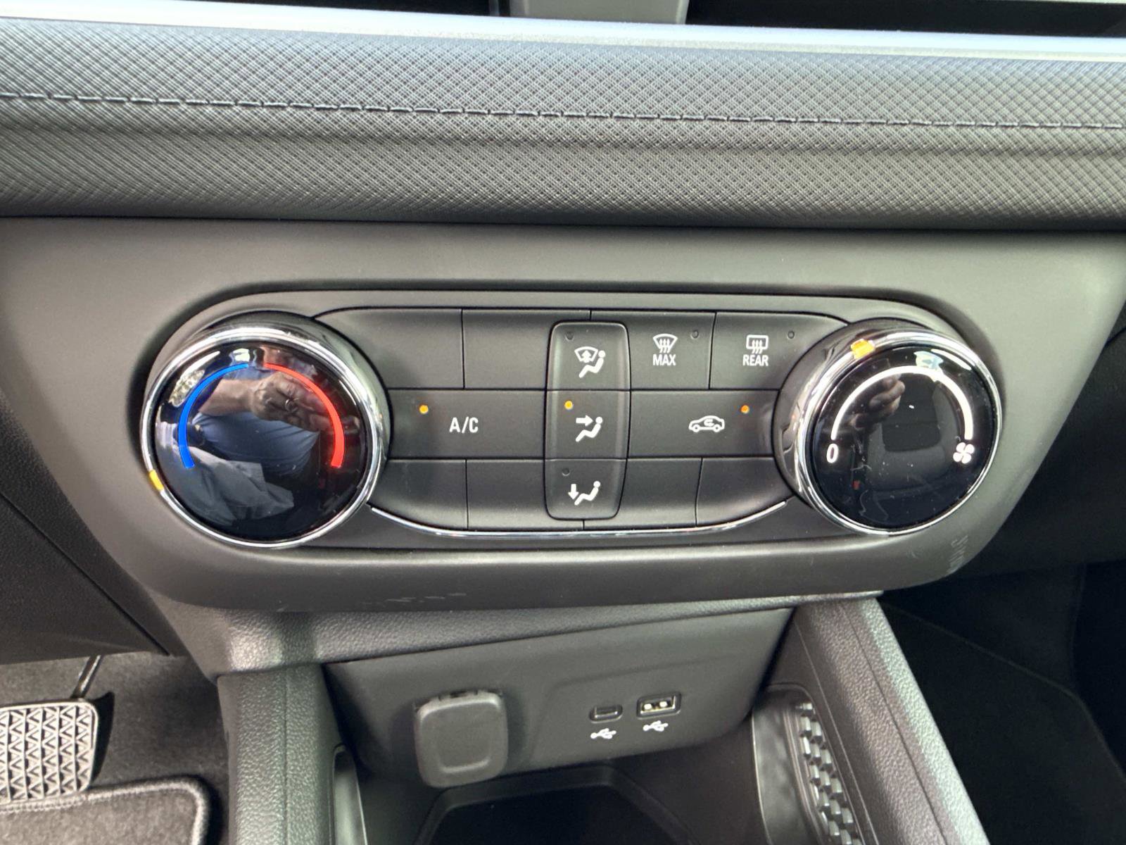 Used 2026 Chevrolet TrailBlazer LS w/ LS Confidence Package image 25