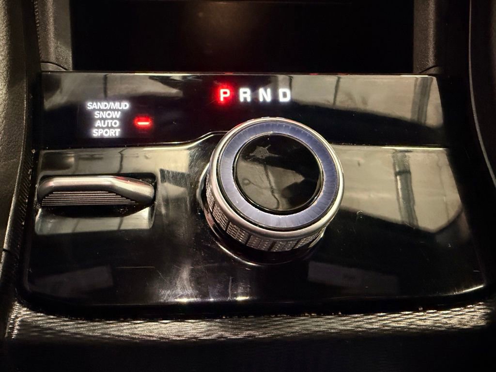 Used 2025 Jeep Grand Cherokee L Limited AWD/4WD image 34