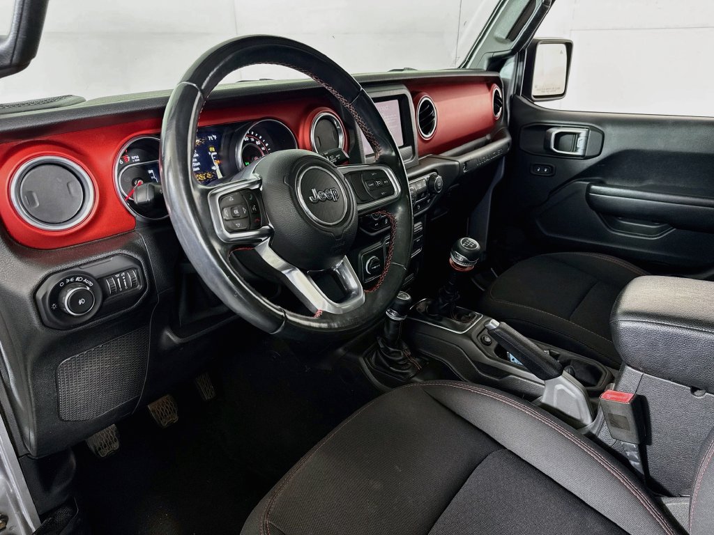 Used 2018 Jeep Wrangler Unlimited Rubicon w/ LED Lighting Group AWD/4WD image 9