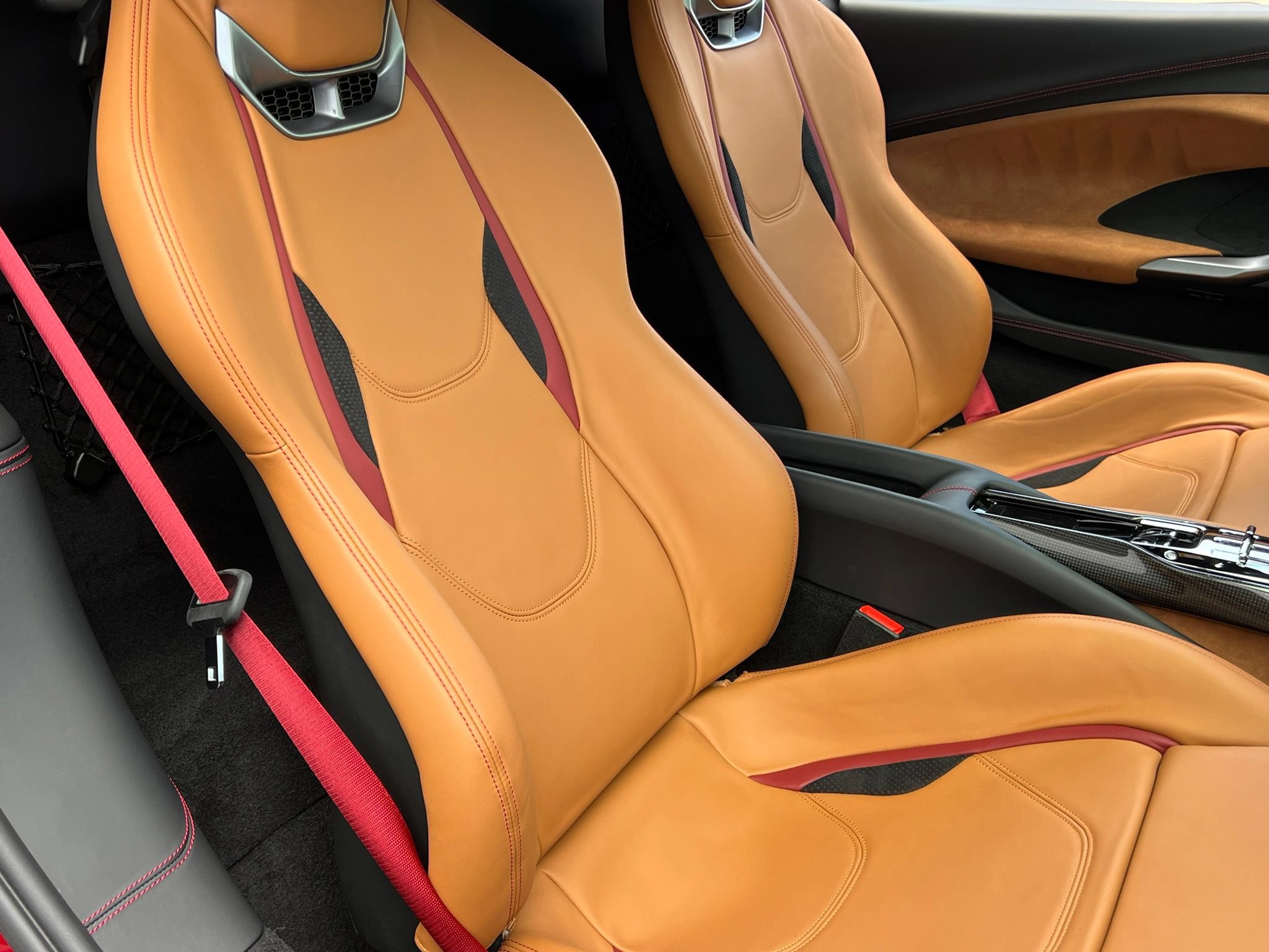Used 2025 Ferrari 296 GTB RWD image 20