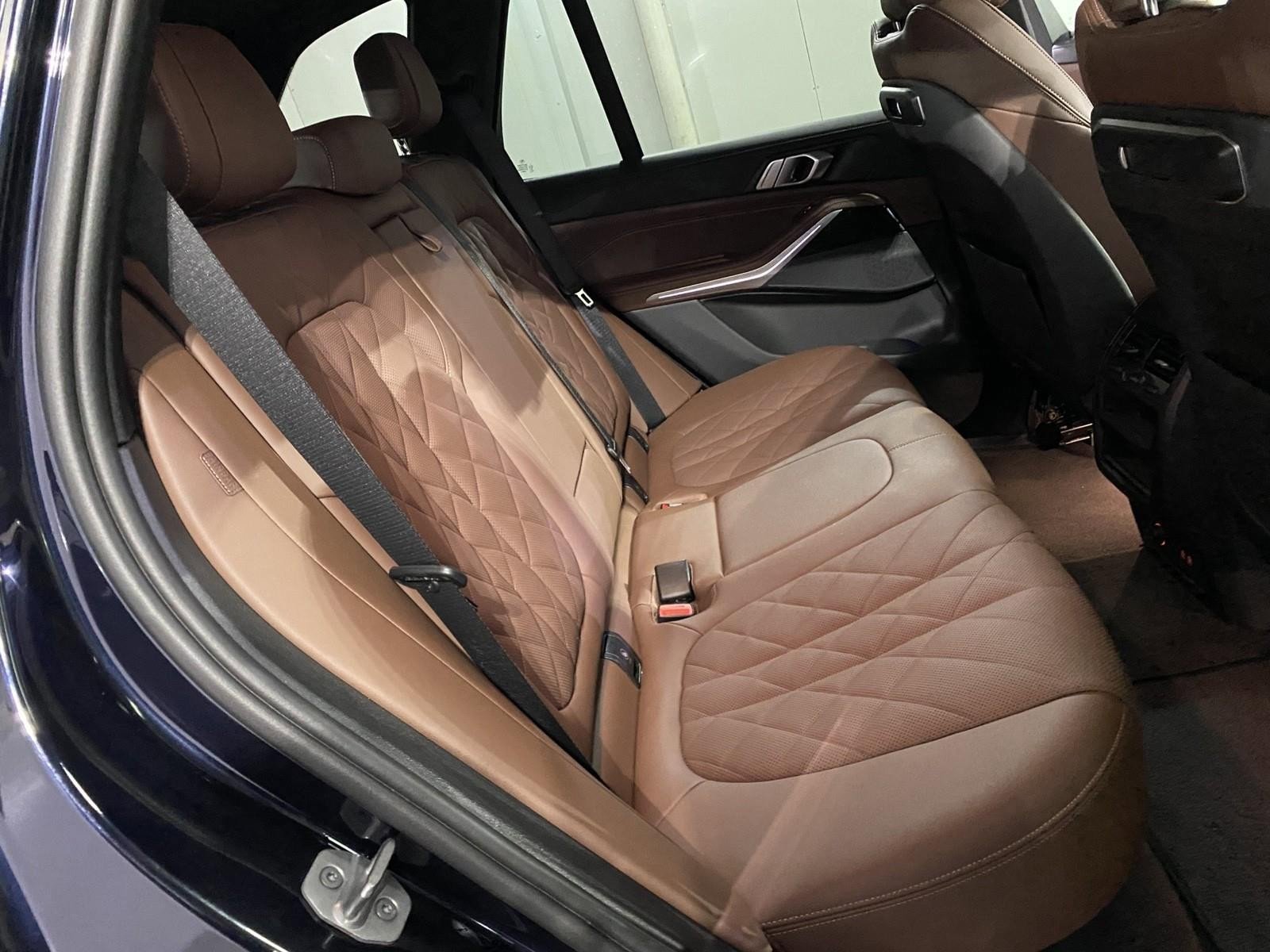 Used 2024 BMW X5 xDrive40i w/ M Sport Package image 12