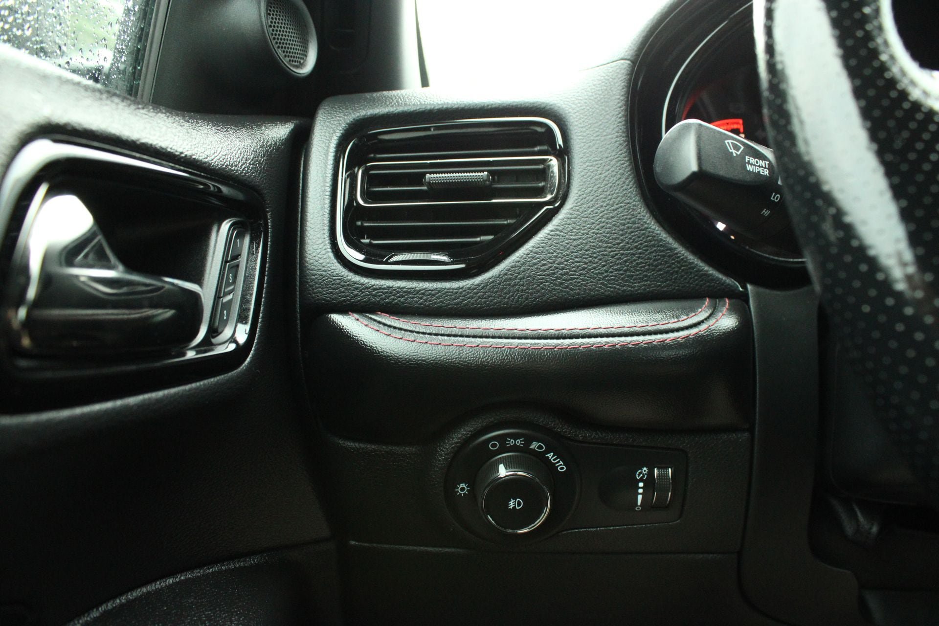 Used 2021 Dodge Durango R/T w/ Blacktop Package AWD/4WD image 33