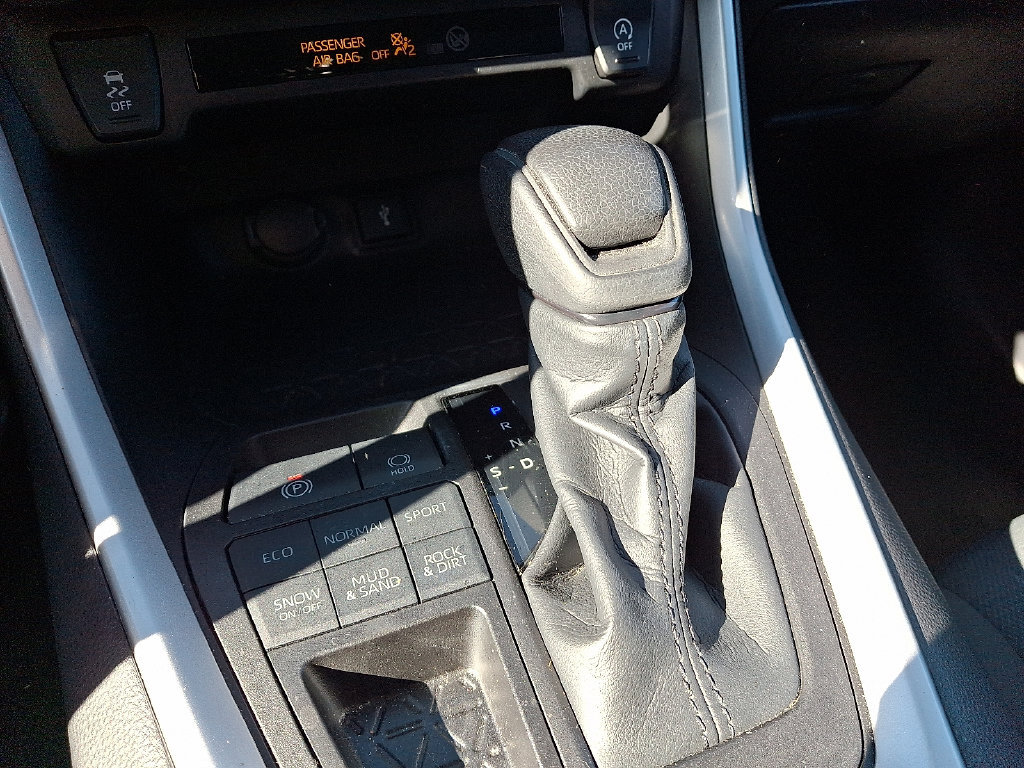 Certified 2022 Toyota RAV4 XLE AWD/4WD image 15