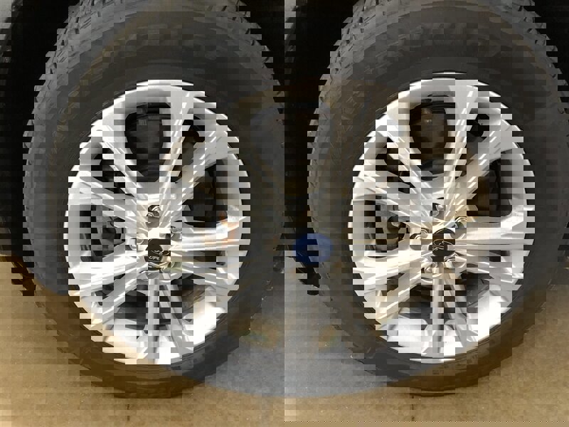 Used 2019 Ford Escape SE image 23