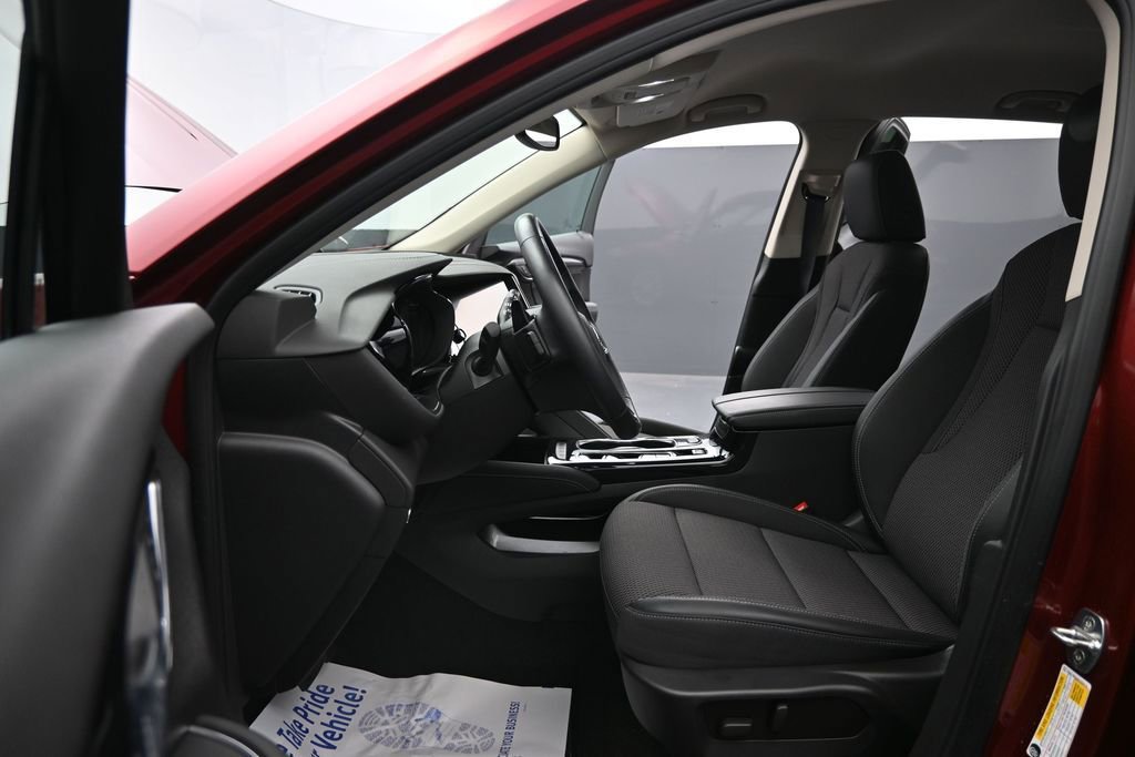 Used 2023 Buick Envision Preferred AWD/4WD image 5