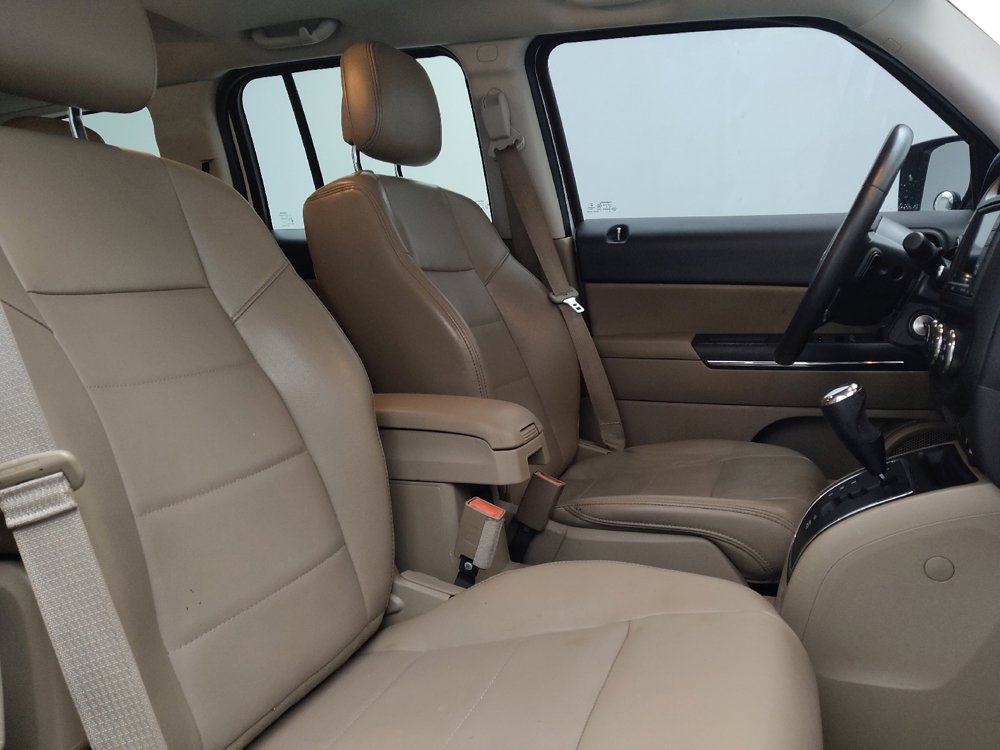 Used 2014 Jeep Patriot Limited w/ Sun/Sound Group FWD image 21