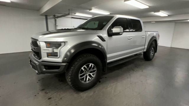 Used 2018 Ford F150 Raptor w/ Equipment Group 802A Luxury image 4