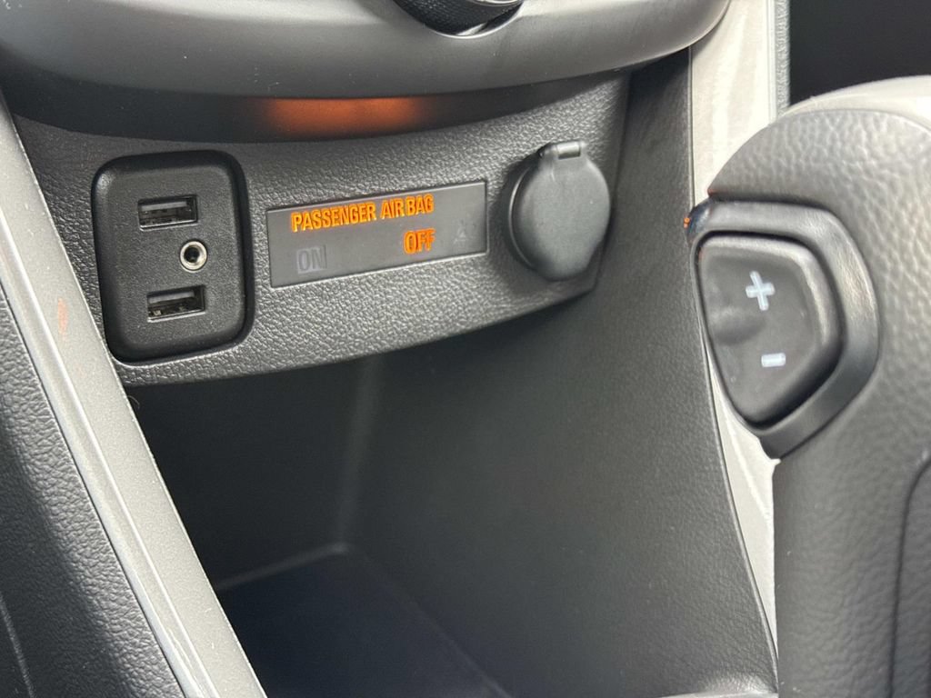 Used 2022 Chevrolet Trax LT w/ LT Convenience Package AWD/4WD image 7