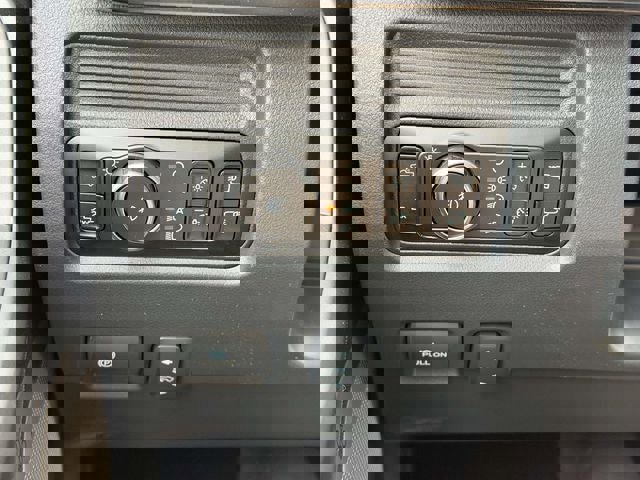 New 2026 Ford F250 Lariat image 18