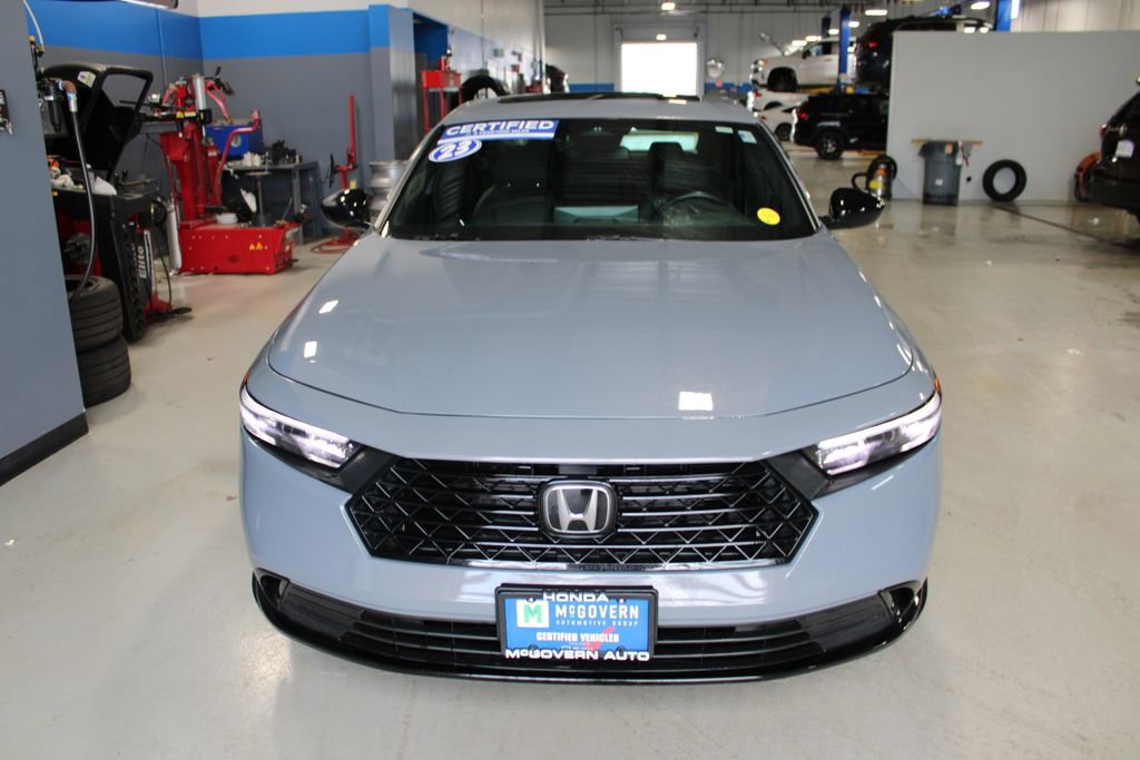 Used 2023 Honda Accord Sport image 3