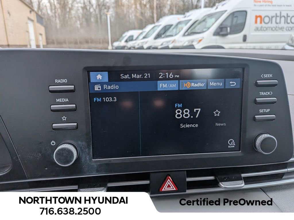 Certified 2023 Hyundai Elantra SE image 22