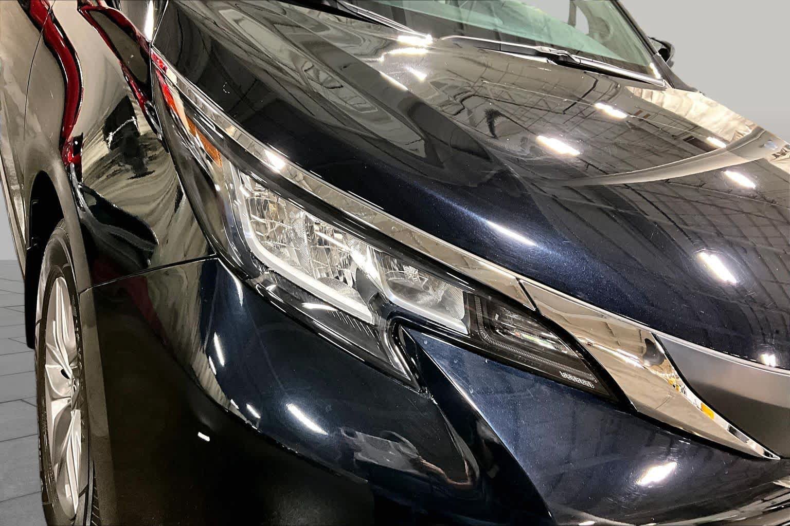 Certified 2023 Toyota Sienna XLE w/ XLE Plus Package AWD/4WD image 55