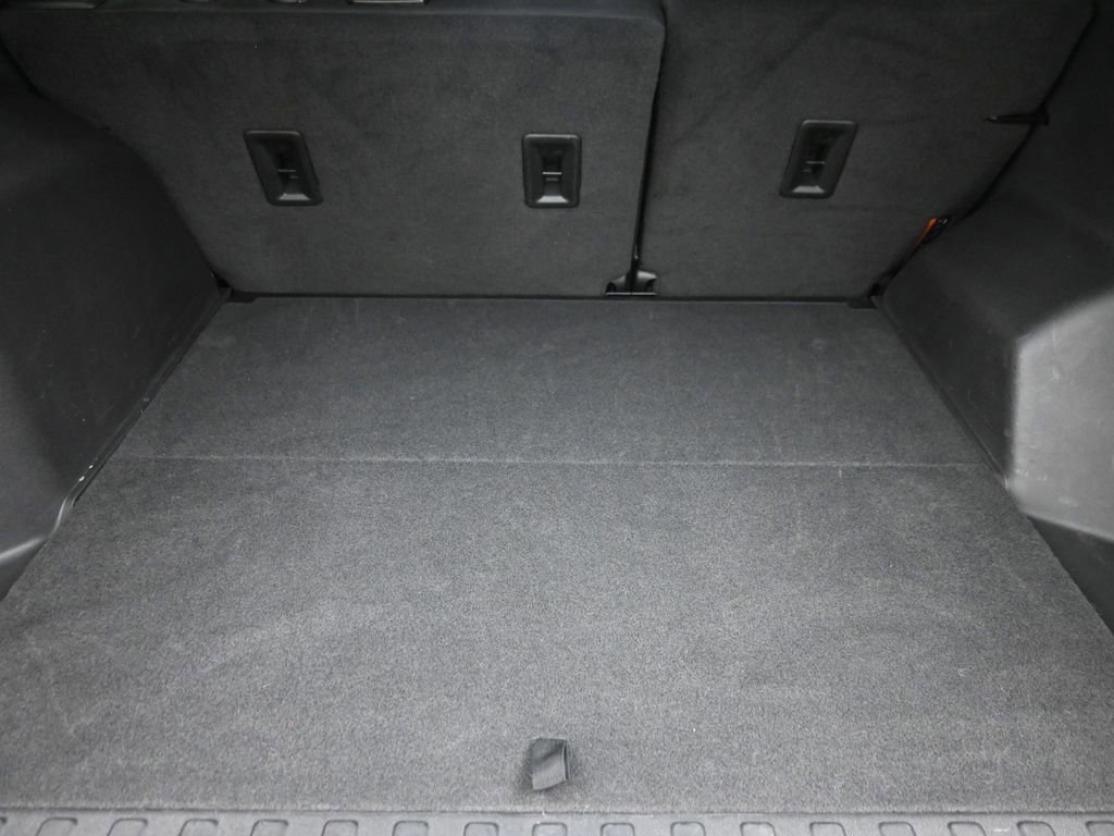 Used 2023 Chevrolet Equinox LT image 9