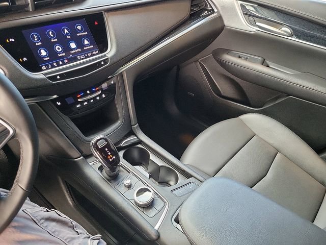 Certified 2025 Cadillac XT5 Premium Luxury image 16