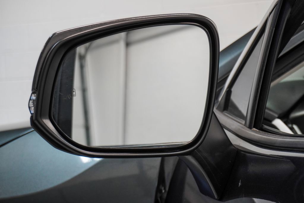 Used 2020 Toyota RAV4 LE image 37