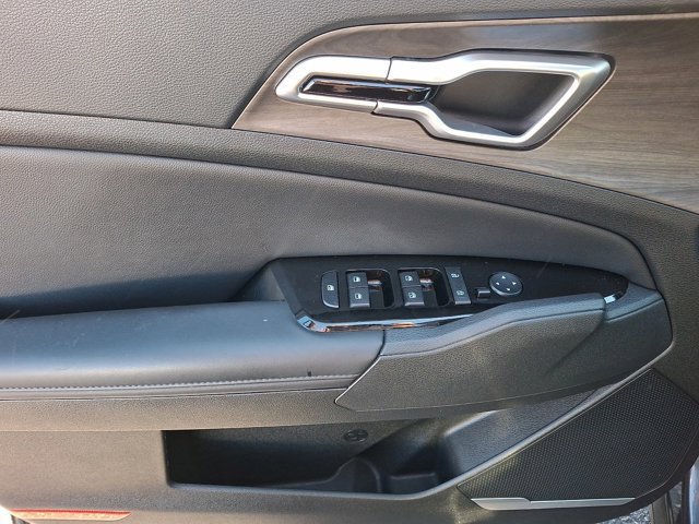 Used 2023 Kia Sportage X-Line w/ X-Line Premium Package AWD/4WD image 16
