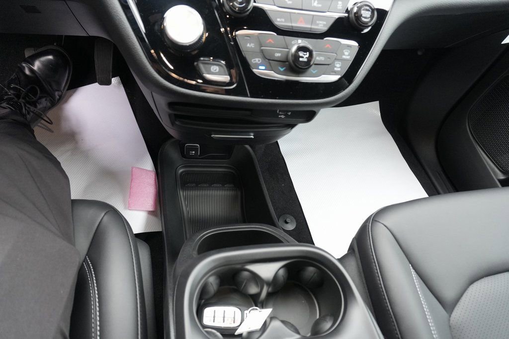 New 2026 Chrysler Pacifica Select image 19