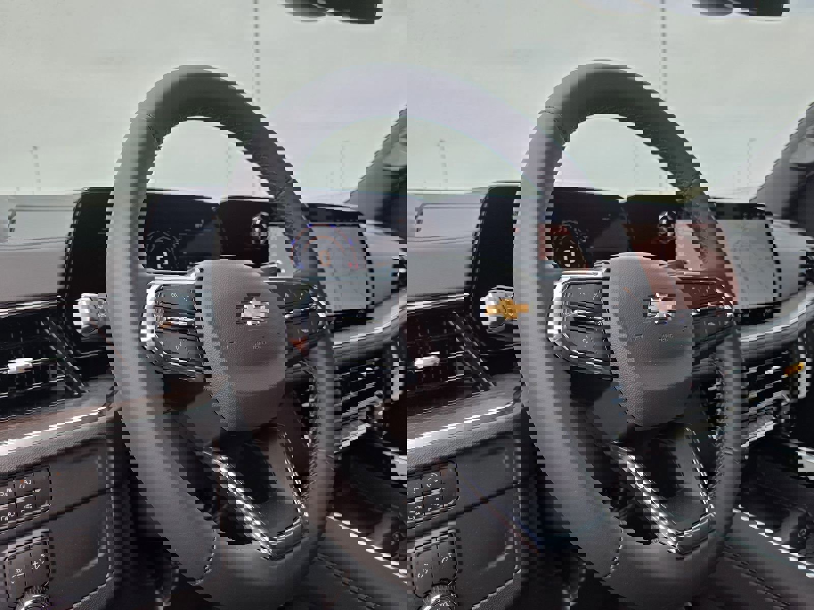 New 2026 Chevrolet Suburban LS image 8