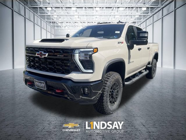 New 2026 Chevrolet Silverado 2500 ZR2 AWD/4WD image 4