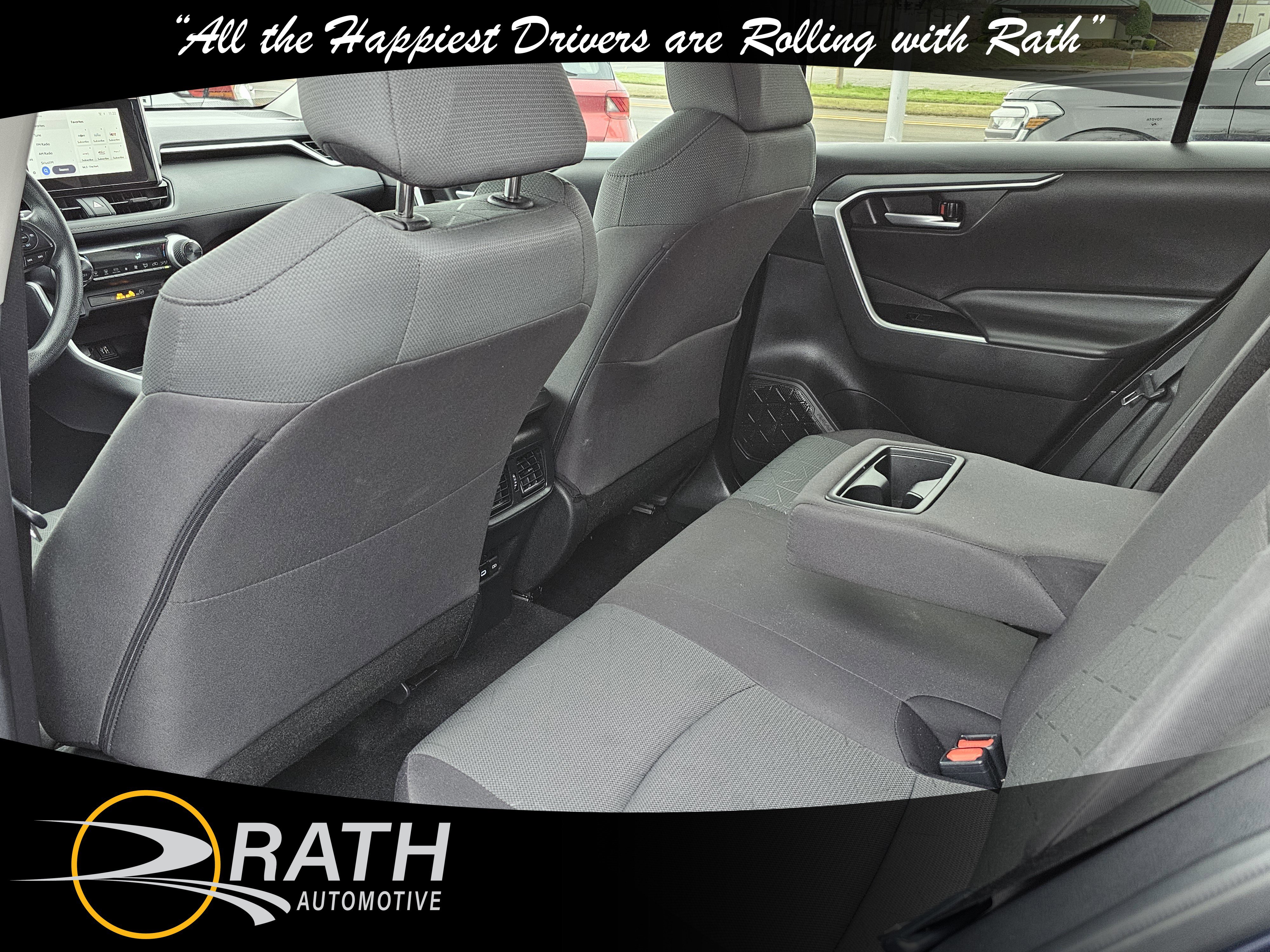 Used 2024 Toyota RAV4 XLE image 16