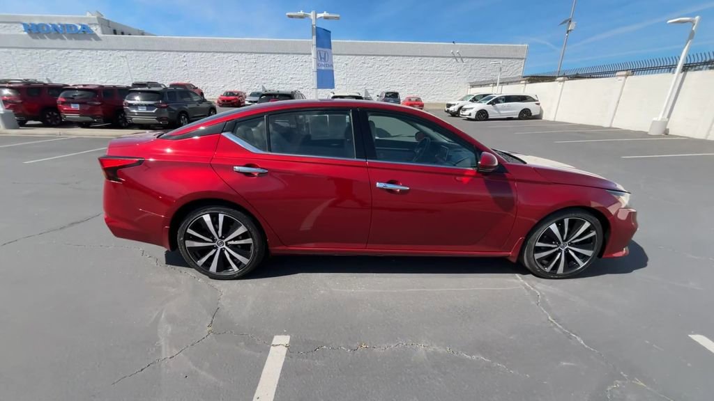 Used 2020 Nissan Altima 2.0 Platinum image 9