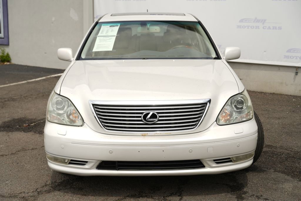 Used 2005 Lexus LS 430 RWD image 5