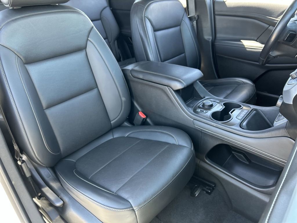 Used 2021 GMC Acadia SLT FWD image 28