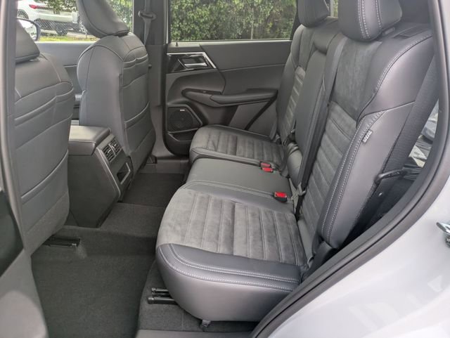 New 2025 Mitsubishi Outlander Trail Edition image 29