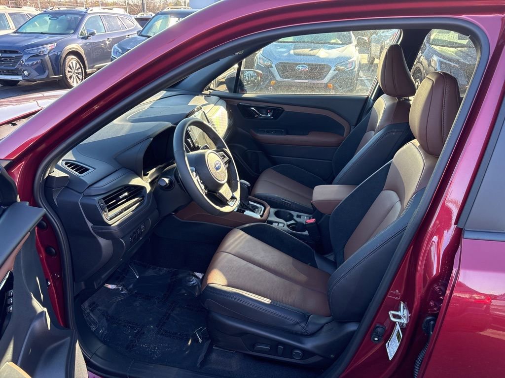 Used 2025 Subaru Forester Touring w/ Touring Package image 9