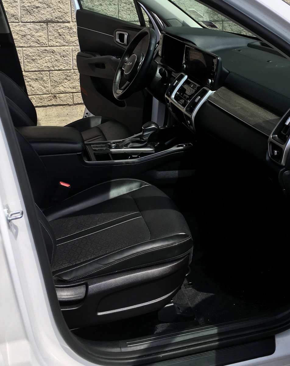 Used 2022 Kia Sorento S image 7