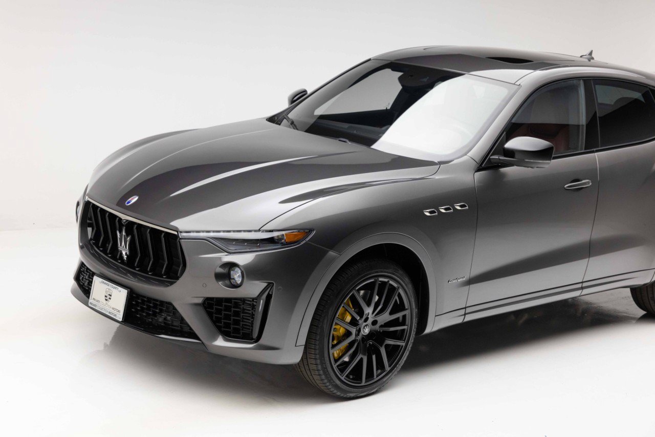 Used 2021 Maserati Levante S GranSport AWD/4WD image 25