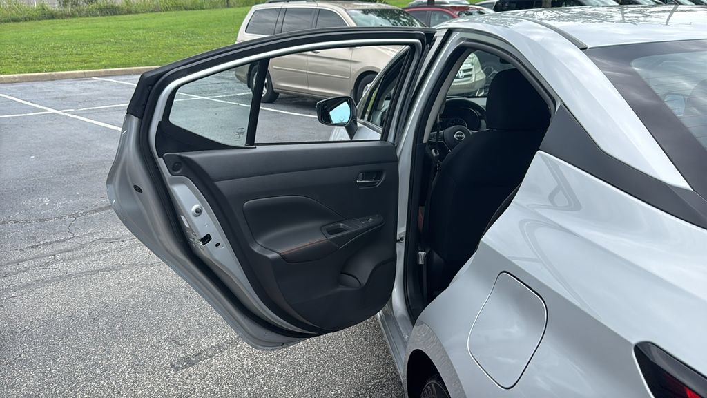 Used 2025 Nissan Versa SR w/ Trunk Package FWD image 27