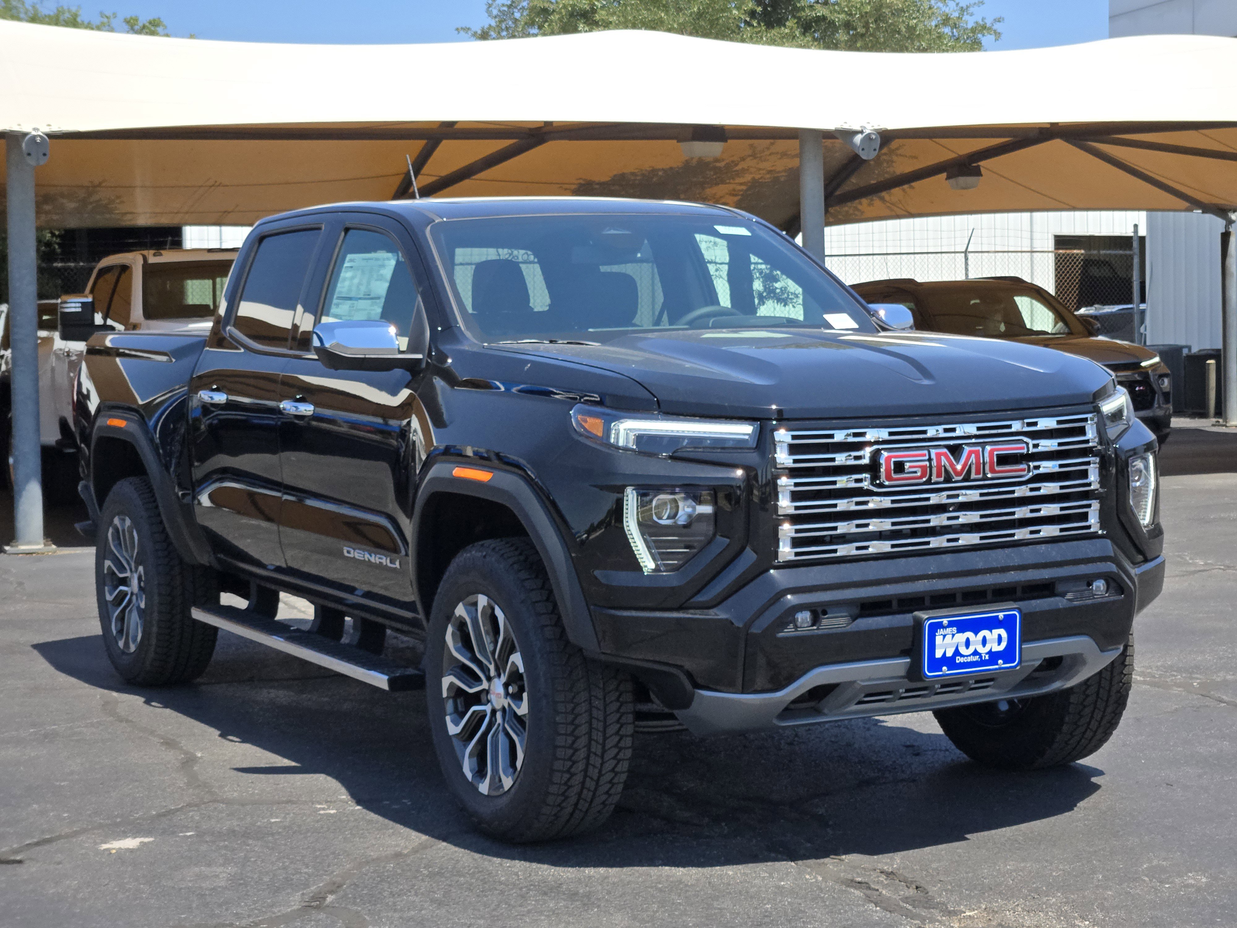 New 2026 GMC Canyon Denali image 2