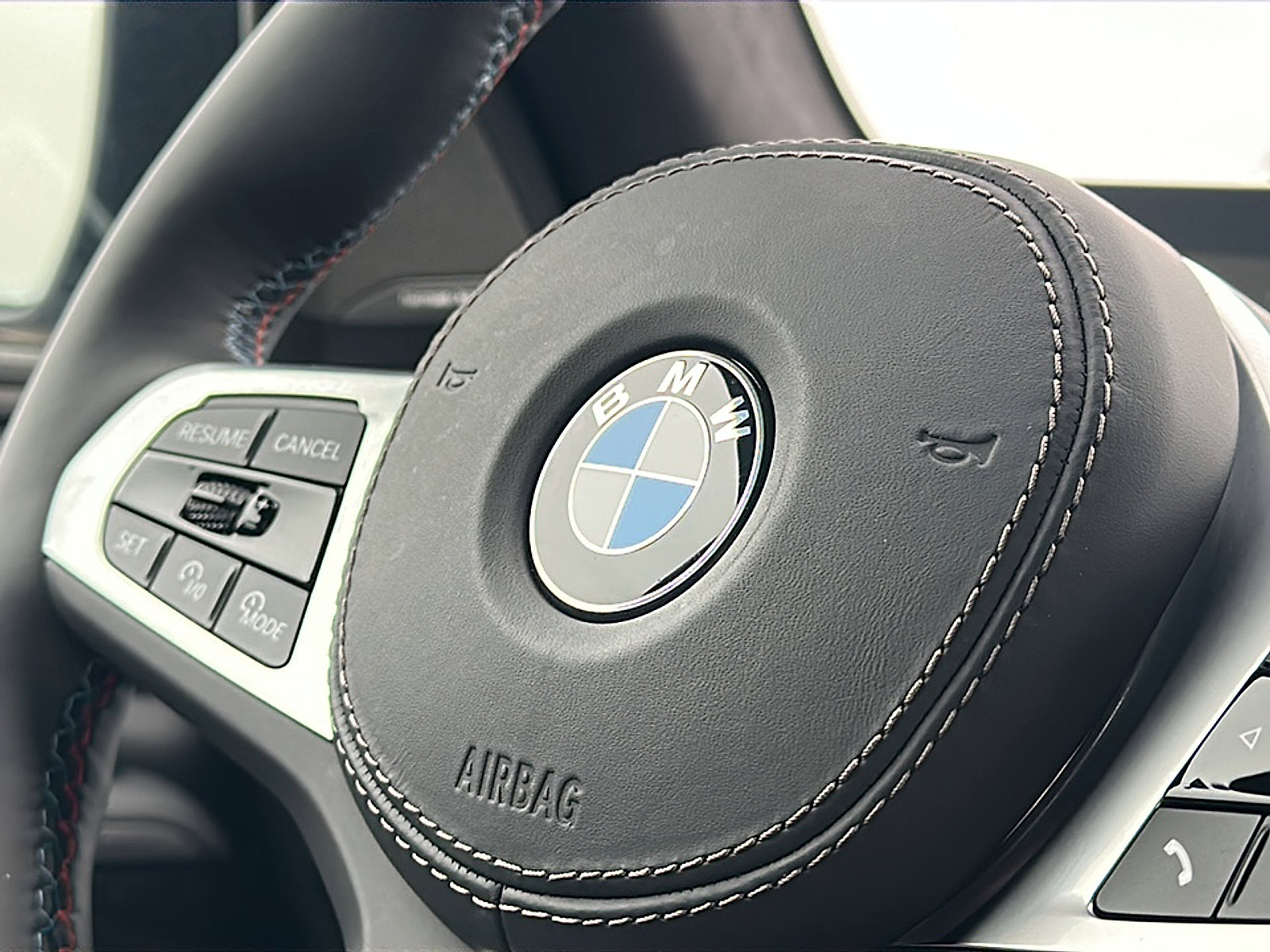 Certified 2024 BMW X7 M60i w/ Executive Package image 30