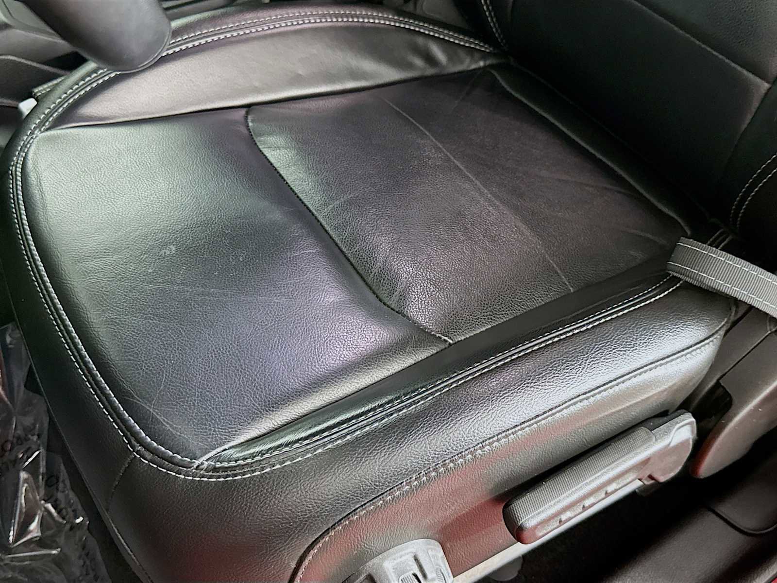 Used 2021 Jeep Gladiator Overland image 19