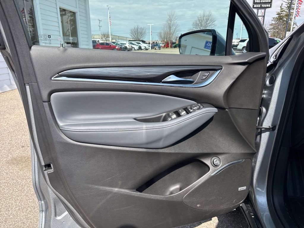 Used 2024 Buick Enclave Essence w/ Experience Buick Package image 15