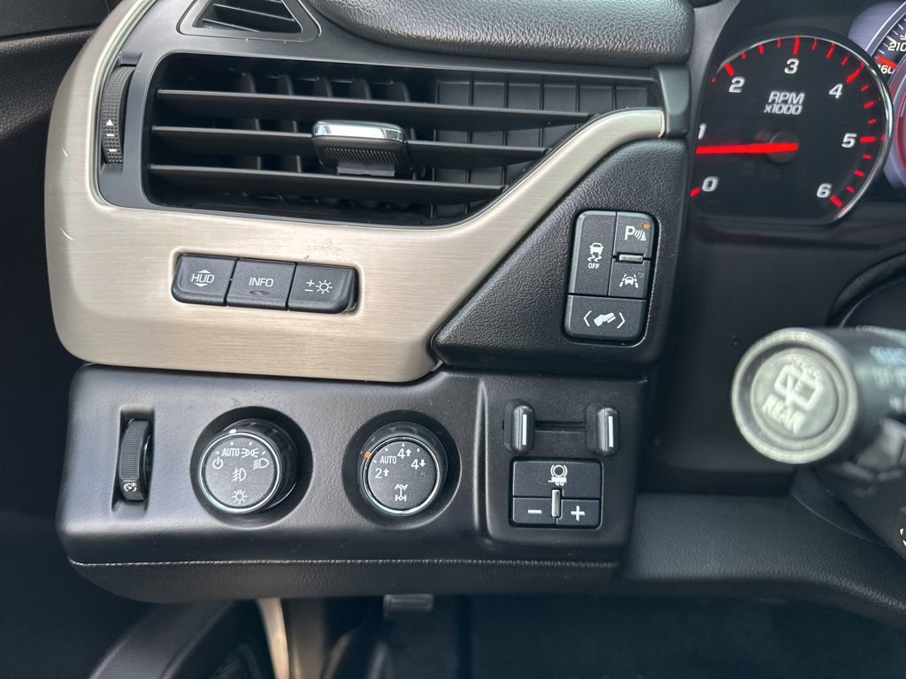 Used 2016 GMC Yukon Denali w/ Open Road Package image 13