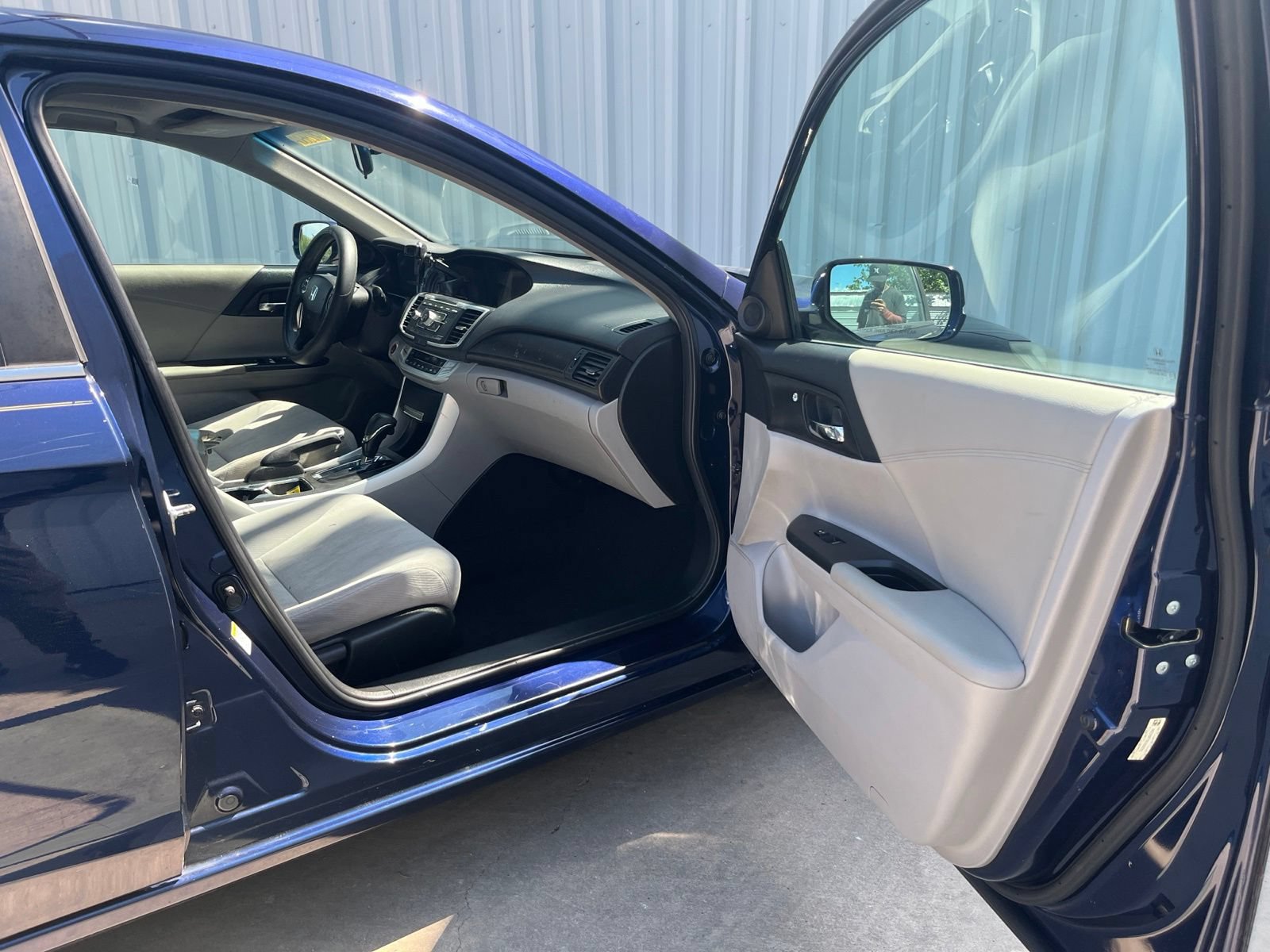 Used 2013 Honda Accord EX image 16