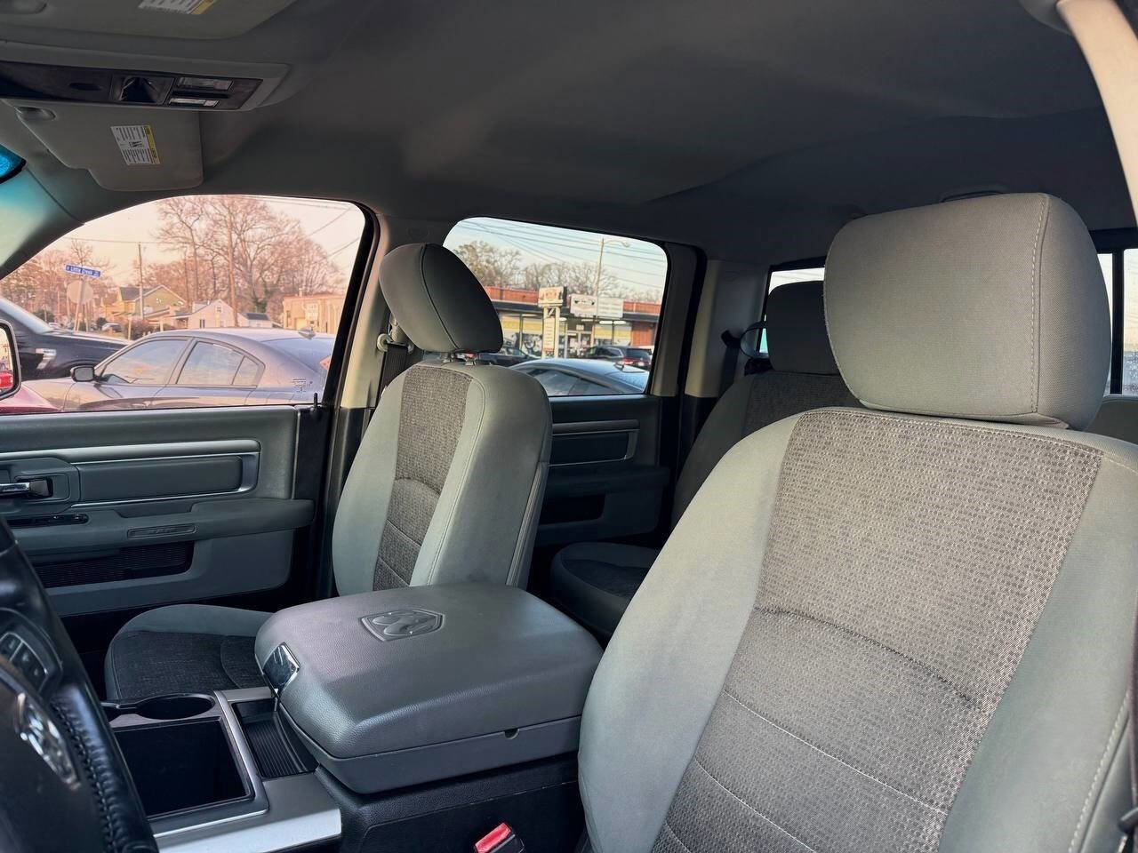 Used 2015 RAM 1500 Lone Star image 15